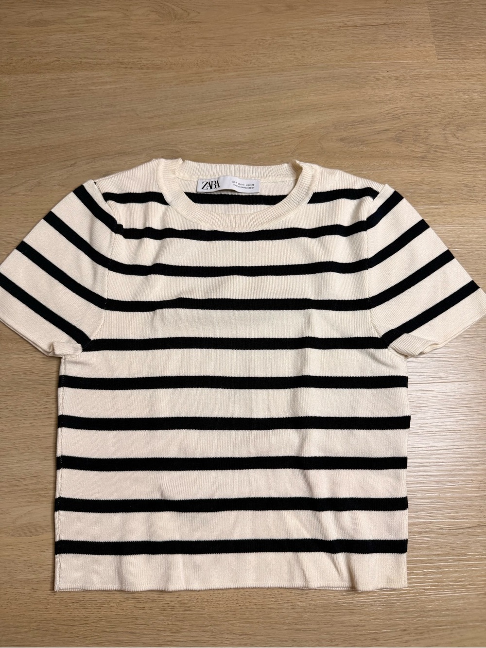 ZARA Cream and Black Striped Short Sleeve Knit Shirt